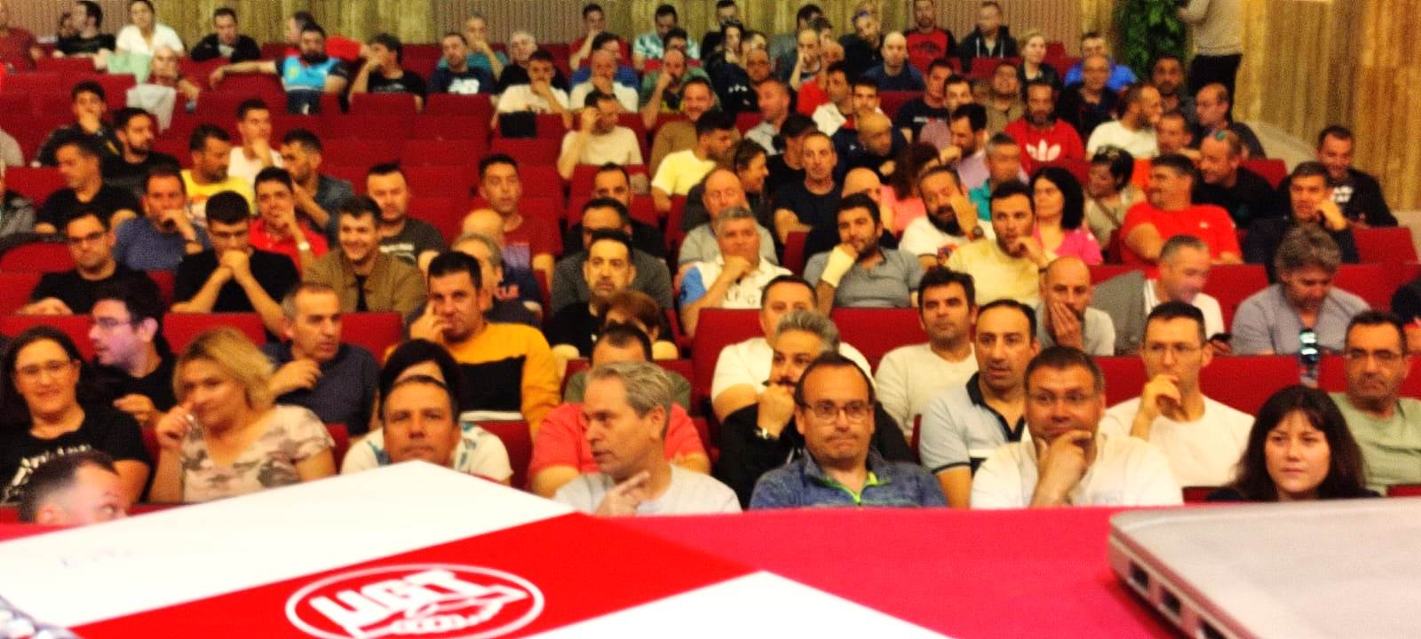 120623 Asamblea Garnica LE